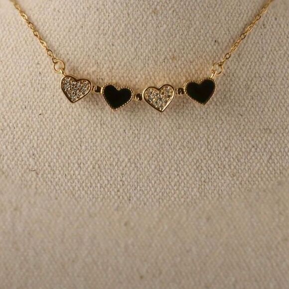 Elegant Adjustable Gold-Tone Diamond Heart Pendant Necklace - Picture 4 of 9